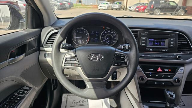 Hyundai Elantra  2018