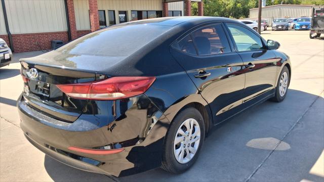 Hyundai Elantra  2018