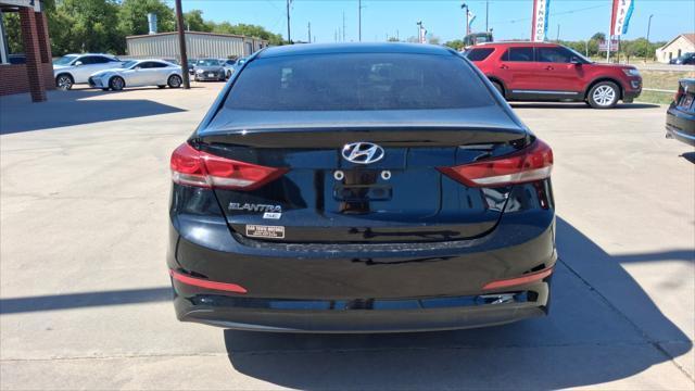 Hyundai Elantra  2018