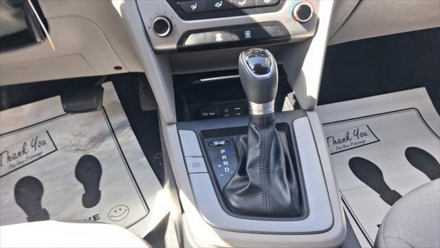 Hyundai Elantra  2018
