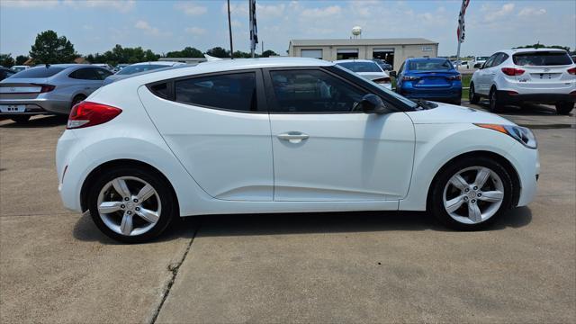 Hyundai Veloster  2014