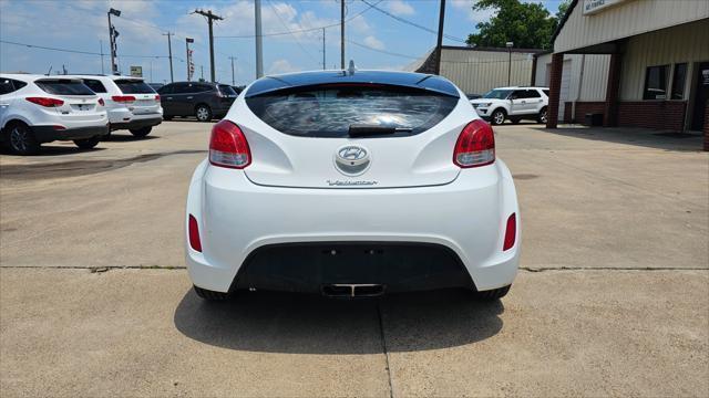 Hyundai Veloster  2014