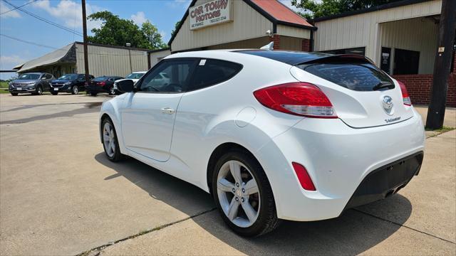 Hyundai Veloster  2014
