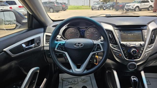 Hyundai Veloster  2014