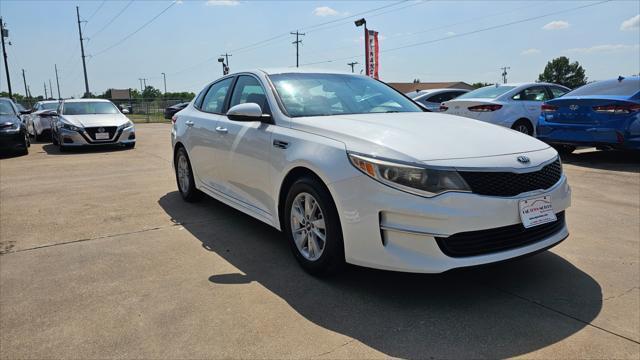 Kia Optima  2017