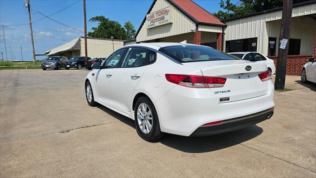 Kia Optima  2017