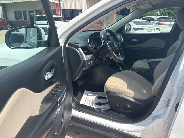 Jeep Cherokee  2016