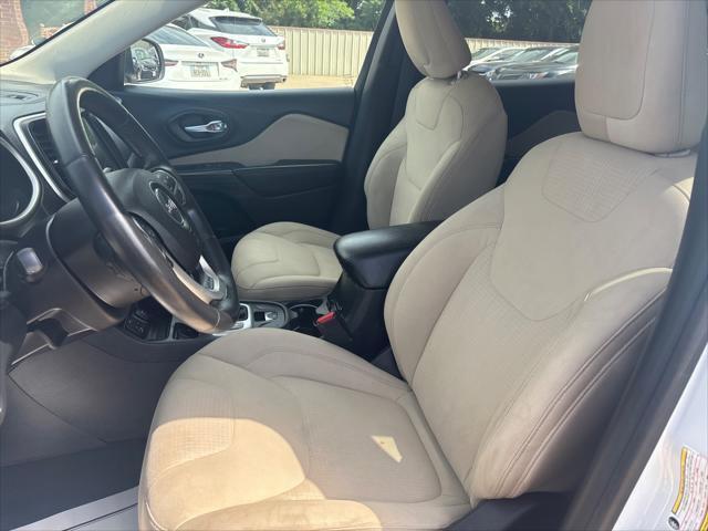 Jeep Cherokee  2016