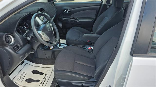 Nissan Versa  2016