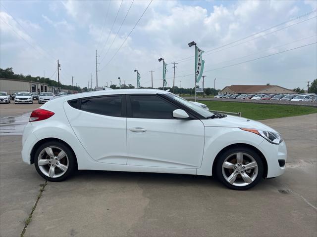 Hyundai Veloster  2015