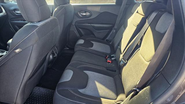 Jeep Cherokee  2014