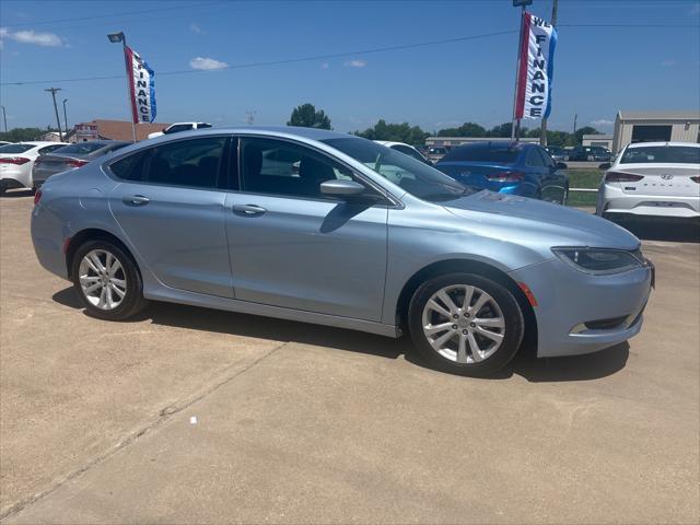 Chrysler 200  2015