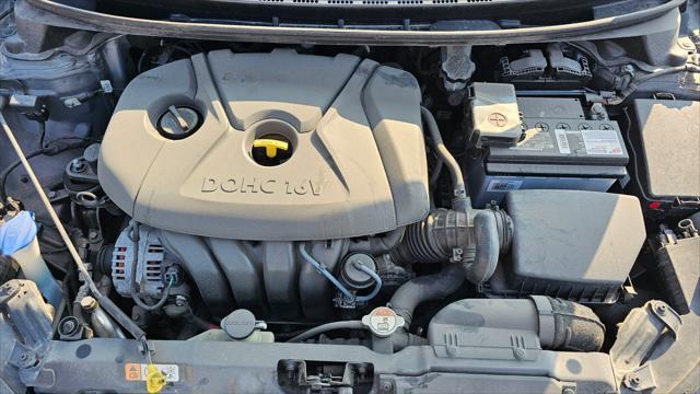 Hyundai Elantra  2014