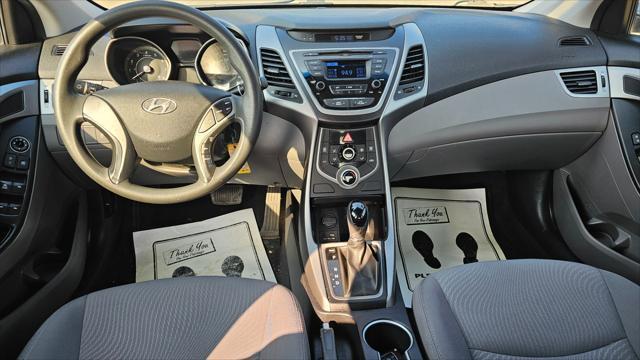 Hyundai Elantra  2014