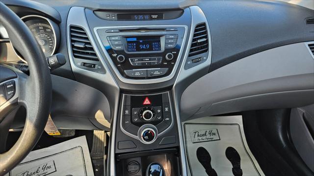 Hyundai Elantra  2014