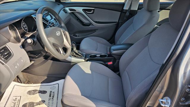 Hyundai Elantra  2014