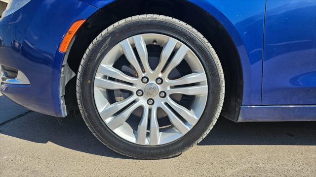 Chrysler 200  2015