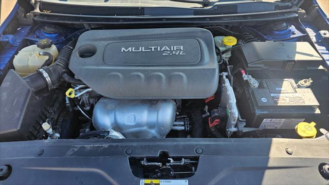 Chrysler 200  2015