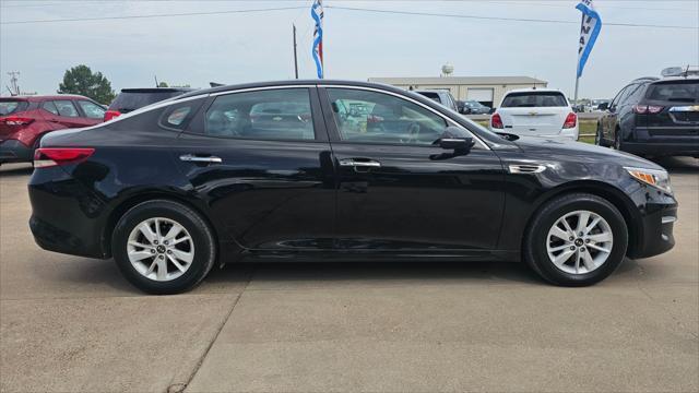 Kia Optima  2017