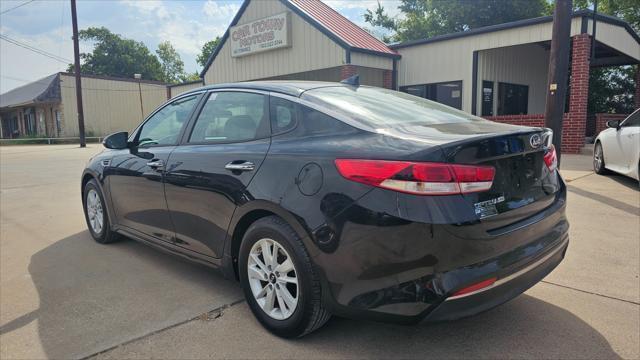 Kia Optima  2017
