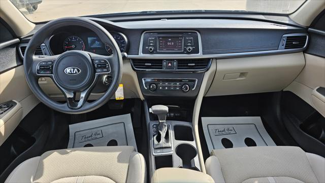 Kia Optima  2017