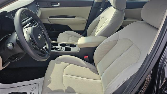 Kia Optima  2017