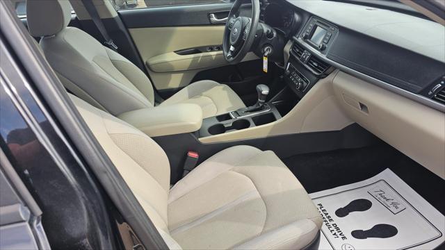 Kia Optima  2017