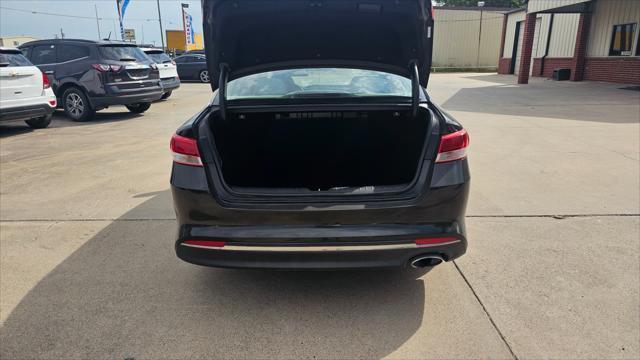 Kia Optima  2017