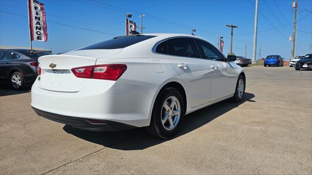 Chevrolet Malibu  2018