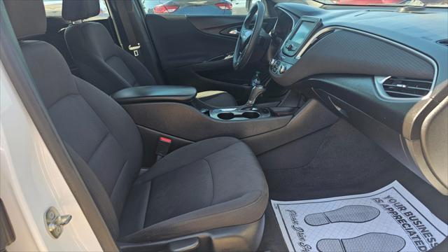 Chevrolet Malibu  2018