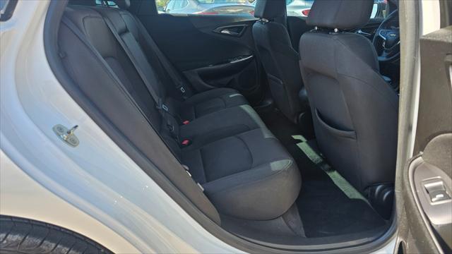 Chevrolet Malibu  2018
