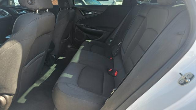 Chevrolet Malibu  2018
