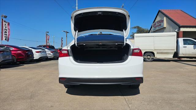 Chevrolet Malibu  2018