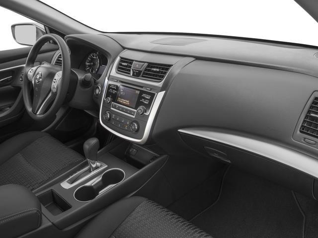 Nissan Altima  2017