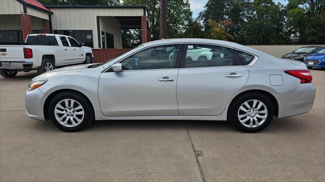 Nissan Altima  2017
