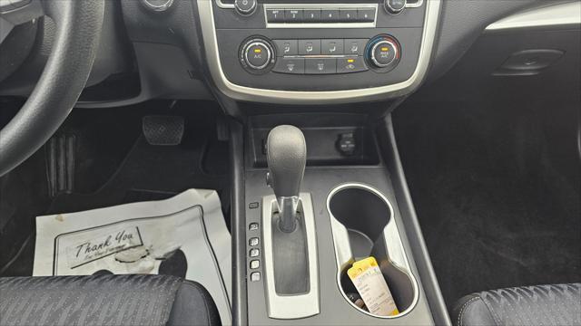 Nissan Altima  2017