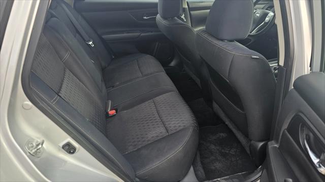 Nissan Altima  2017