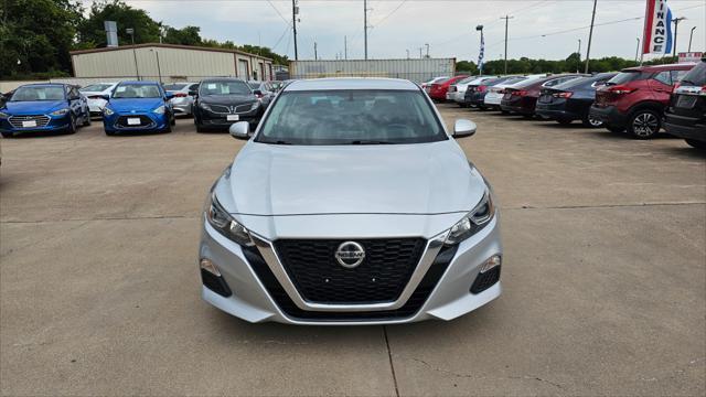Nissan Altima  2019