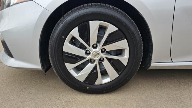 Nissan Altima  2019