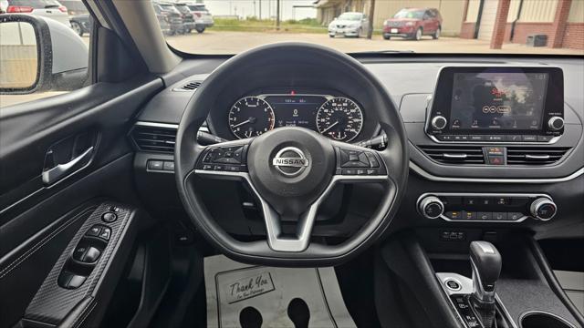 Nissan Altima  2019