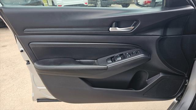 Nissan Altima  2019