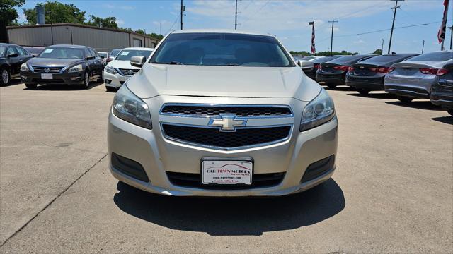 Chevrolet Malibu  2013