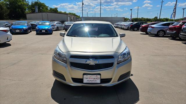 Chevrolet Malibu  2013