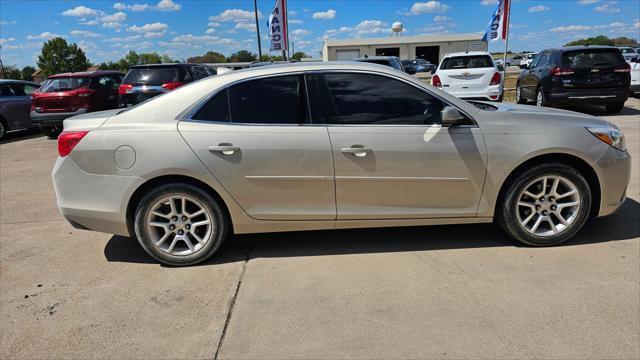 Chevrolet Malibu  2013