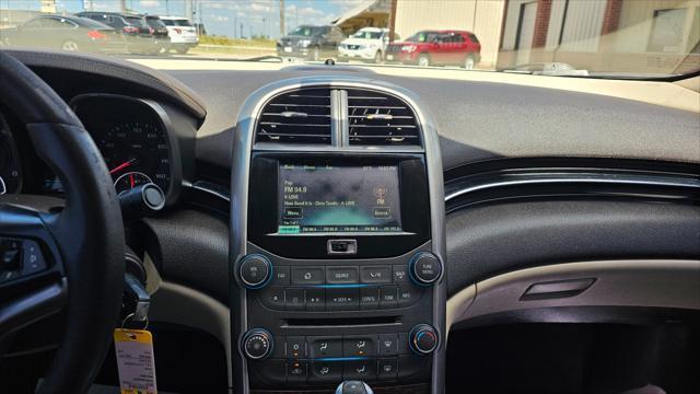 Chevrolet Malibu  2013