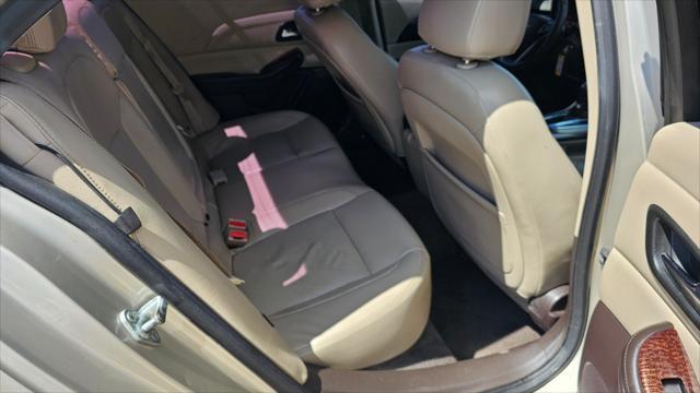 Chevrolet Malibu  2013