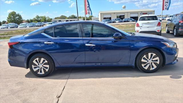 Nissan Altima  2019