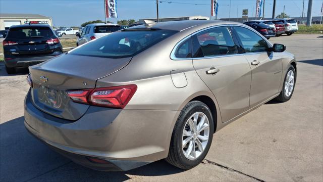 Chevrolet Malibu  2022