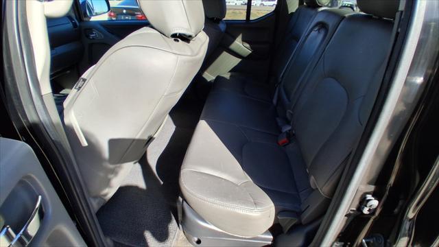Nissan Frontier  2011