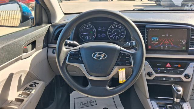 Hyundai Elantra  2017
